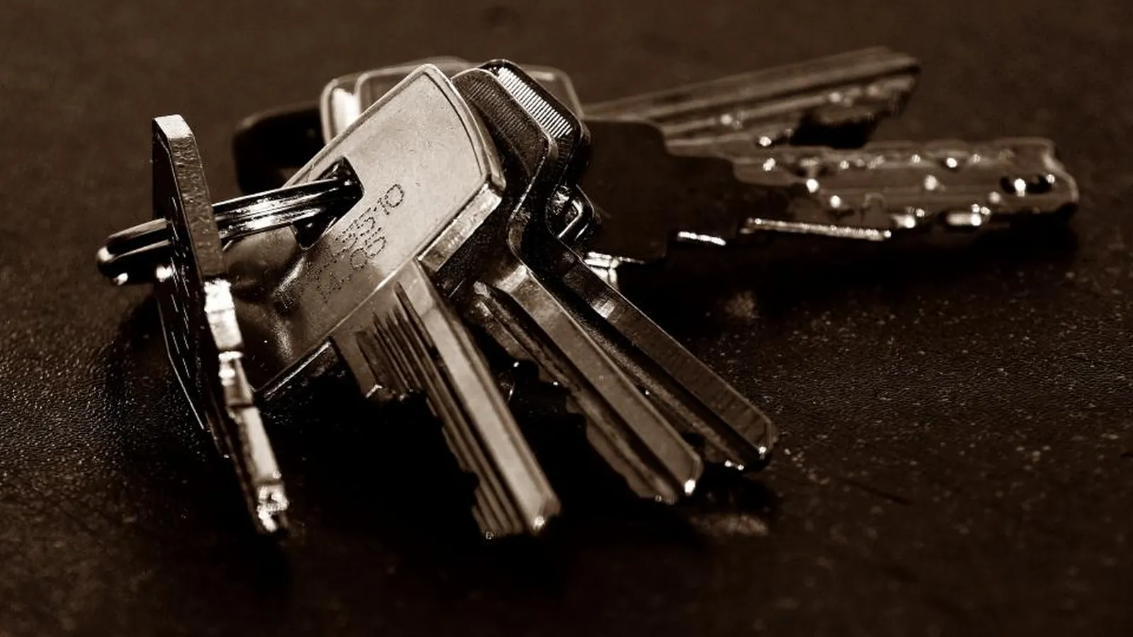 Keys door